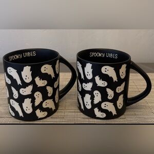 Halloween Hyde & EEK Stoneware Ghosts Spooky Vibes Set Of Mugs. New.